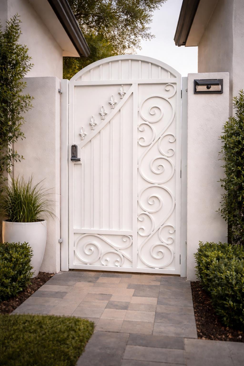 Montierra Scroll Estate Gate by the steel fabrication shop, product image 3